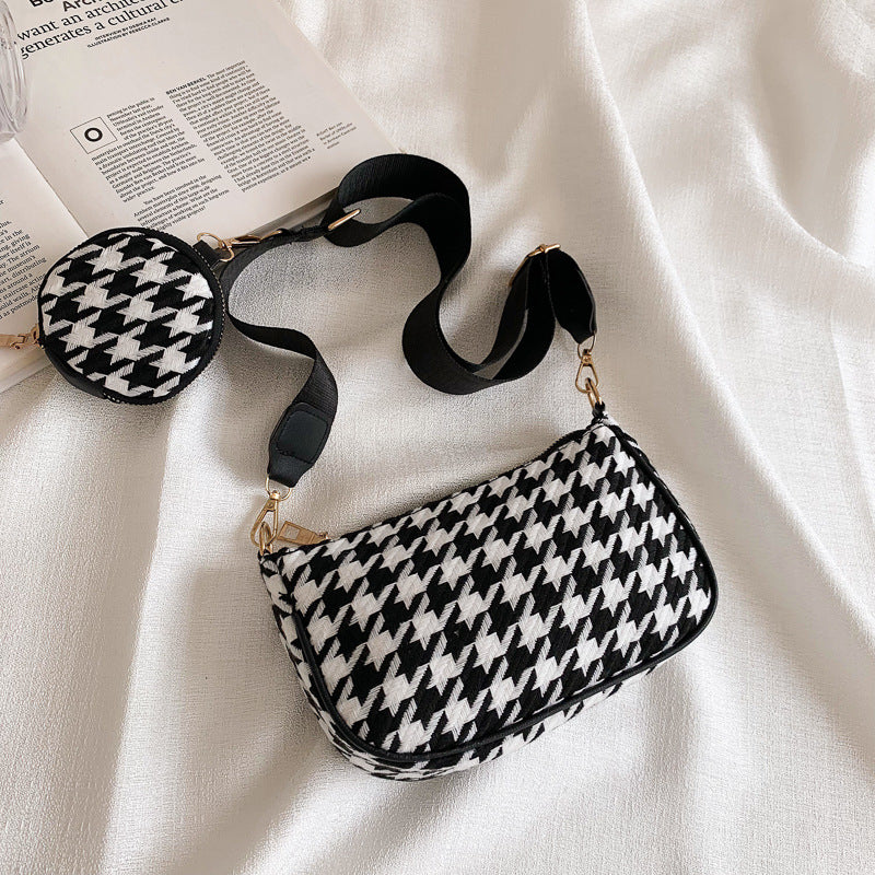 Western-style Simple Plaid One-shoulder Messenger Small Square Bag